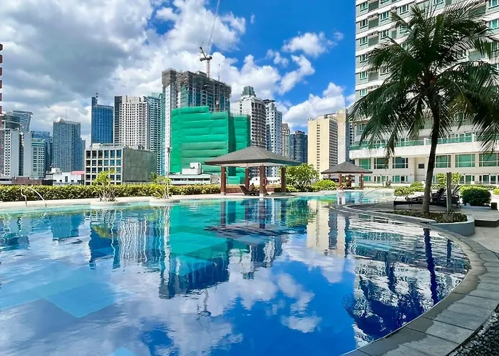 Modern 2br In Makati! Netflix Wi-fi Pool *
